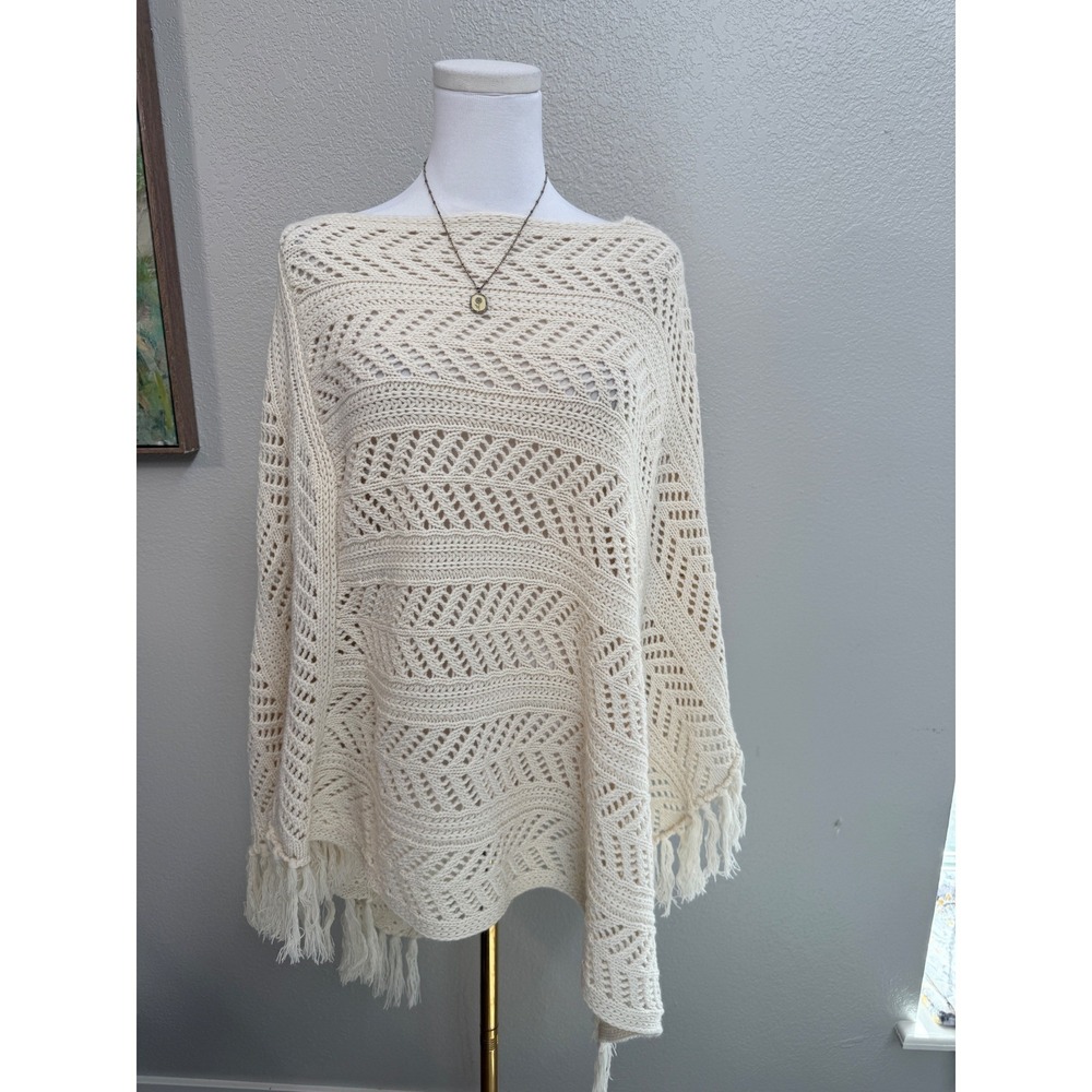 Boho crochet poncho‎ fringe cream knit
